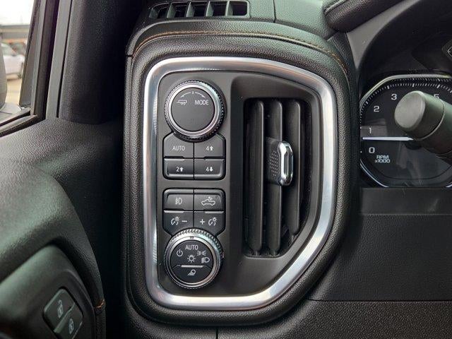 2022 GMC Sierra 1500 Limited Crew Cab Short Box 4-Wheel Drive AT4