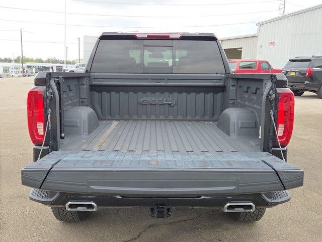 2022 GMC Sierra 1500 Crew Cab Short Box 4-Wheel Drive AT4