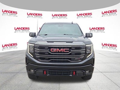 2022 GMC Sierra 1500 Crew Cab Short Box 4-Wheel Drive AT4