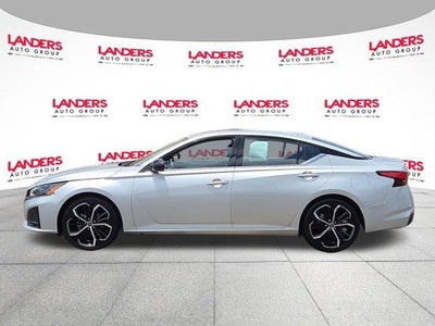 2024 Nissan Altima 2.5 SR Sedan