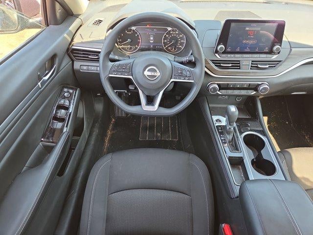 2023 Nissan Altima 2.5 SV Sedan