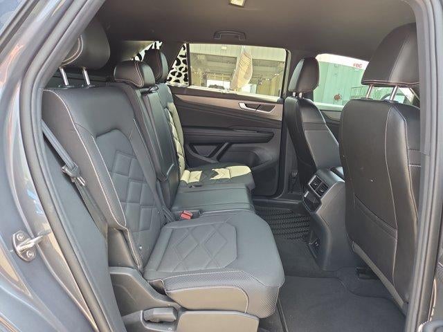 2024 Volkswagen Atlas Cross Sport 2.0T SE w/Technology FWD