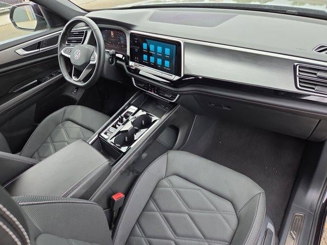 2024 Volkswagen Atlas Cross Sport 2.0T SE w/Technology FWD