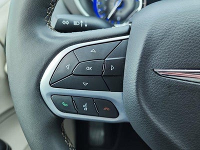 2024 Chrysler Pacifica Touring L FWD