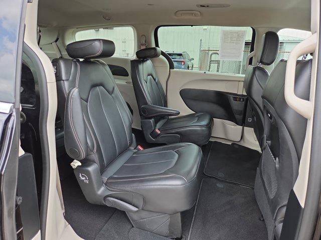 2024 Chrysler Pacifica Touring L FWD