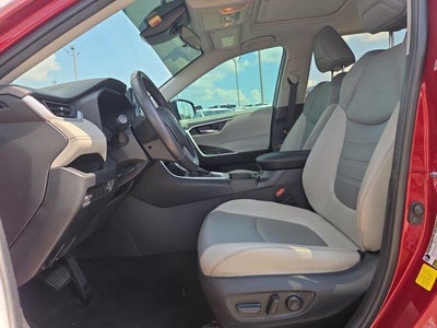 2021 Toyota RAV4 XLE Premium FWD (Natl)