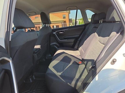 2021 Toyota RAV4 XLE FWD (GS)