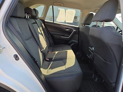 2021 Toyota RAV4 XLE FWD (GS)