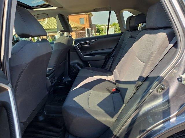 2019 Toyota RAV4 XLE FWD (Natl)