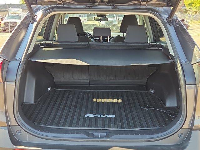 2019 Toyota RAV4 XLE FWD (Natl)