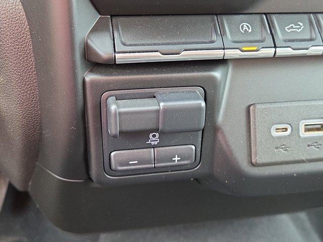 2020 Chevrolet Silverado 1500 Crew Cab Short Box 4-Wheel Drive RST