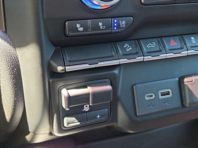 2021 GMC Sierra 1500 Crew Cab Short Box 4-Wheel Drive AT4