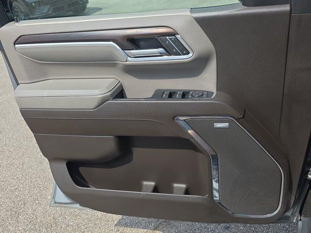 2023 GMC Sierra 1500 Crew Cab Short Box 4-Wheel Drive SLT
