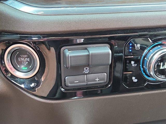 2024 GMC Sierra 1500 Crew Cab Short Box 4-Wheel Drive SLT