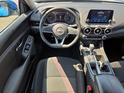 2024 Nissan Sentra SV CVT