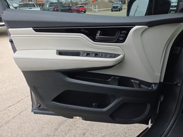 2025 Honda Odyssey Touring Auto