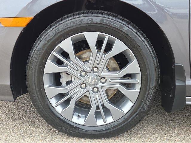 2025 Honda Odyssey Touring Auto