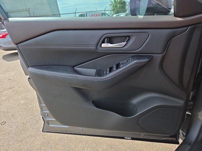 2023 Nissan Rogue FWD SV