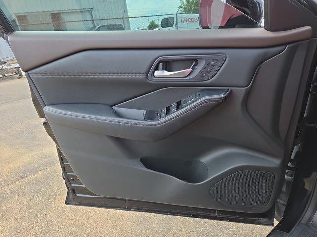2023 Nissan Rogue FWD SL