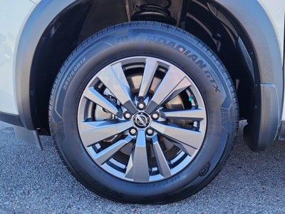 2022 Nissan Pathfinder SV 2WD