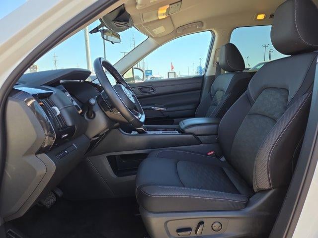 2024 Nissan Pathfinder SV 2WD