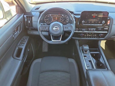 2024 Nissan Pathfinder SV 2WD