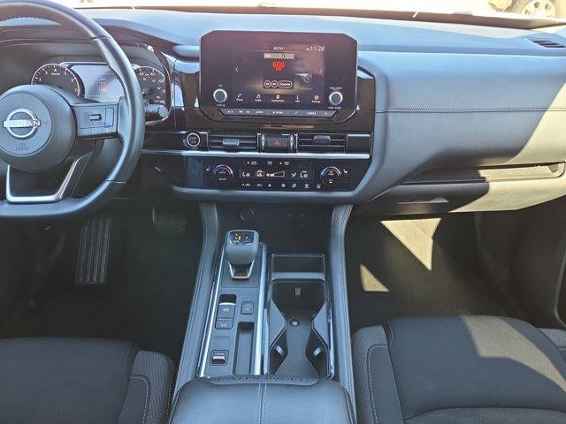 2024 Nissan Pathfinder SV 2WD