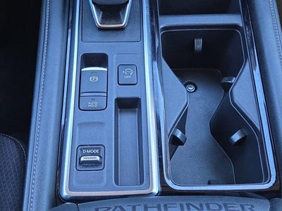 2024 Nissan Pathfinder SV 2WD