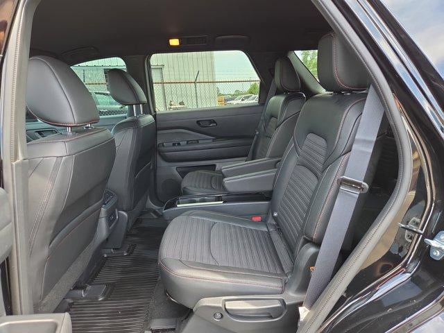 2024 Nissan Pathfinder Rock Creek 4WD