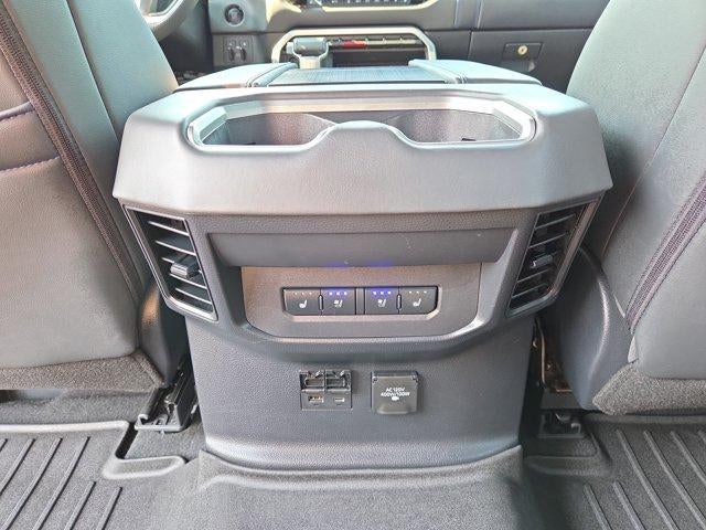 2025 Toyota Tundra 4WD 4WD Platinum CrewMax 5.5' Bed (Natl)