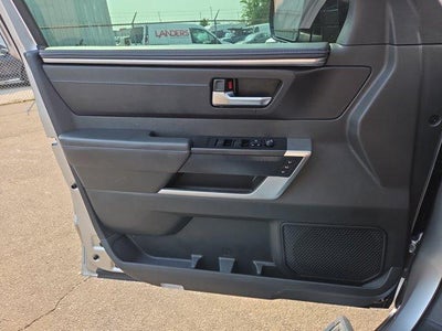 2025 Toyota Tundra 4WD 4WD Platinum CrewMax 5.5' Bed (Natl)