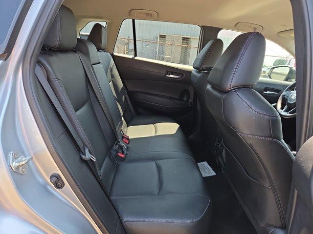 2024 Toyota Corolla Cross XLE 2WD (Natl)