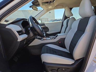 2025 Mitsubishi Outlander SE FWD