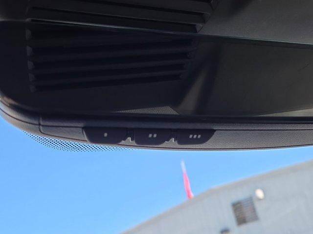 2025 Mitsubishi Outlander SE FWD