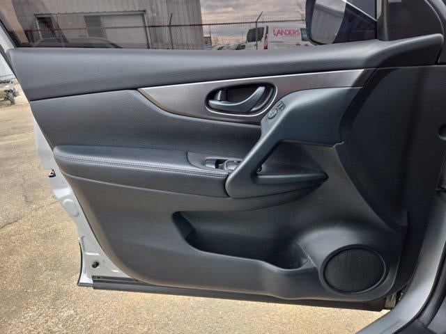 2022 Nissan Rogue Sport FWD S