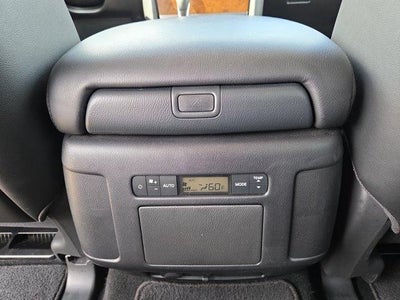 2023 Nissan Armada 4x2 SL