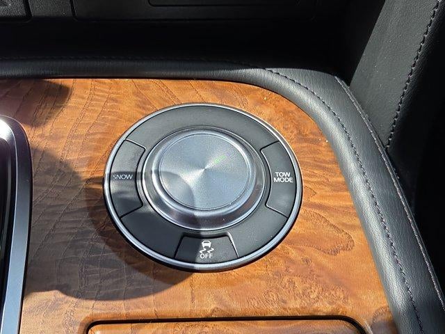 2023 Nissan Armada 4x2 SL