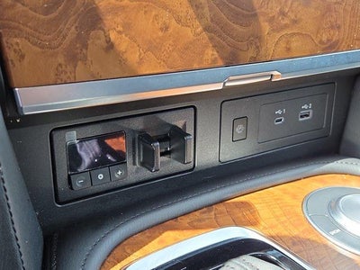 2023 Nissan Armada 4x2 SL