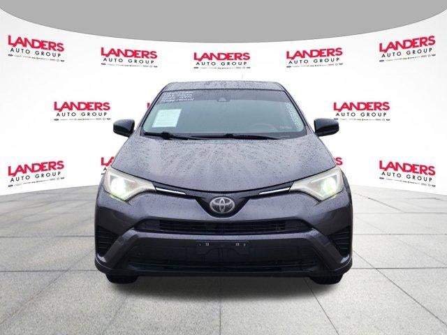2018 Toyota RAV4 LE FWD (GS)