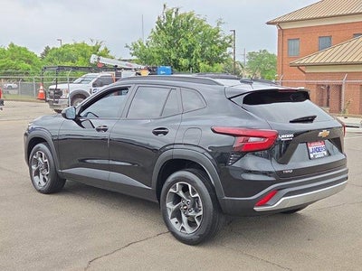 2024 Chevrolet Trax FWD 4dr LT