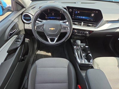 2025 Chevrolet Trax FWD 4dr LT