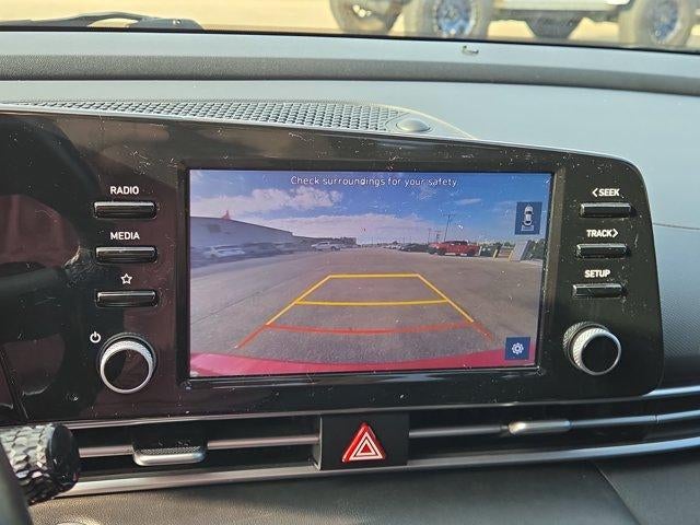 2022 Hyundai ELANTRA SEL IVT