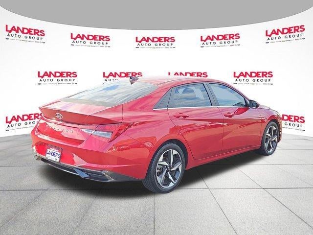 2022 Hyundai ELANTRA SEL IVT