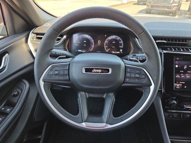 2024 Jeep Grand Cherokee Laredo 4x4