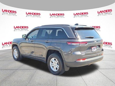 2024 Jeep Grand Cherokee Laredo 4x4