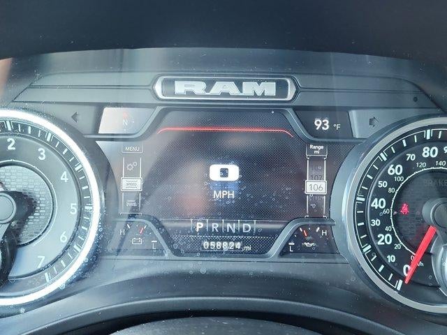 2022 RAM 1500 Laramie 4x4 Crew Cab 5'7" Box