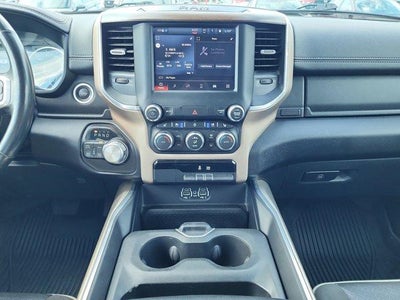 2022 RAM 1500 Laramie 4x4 Crew Cab 5'7" Box