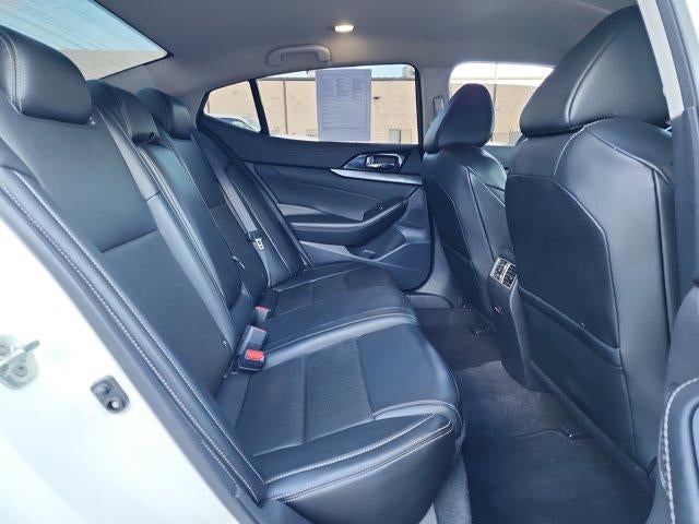 2022 Nissan Maxima SV CVT