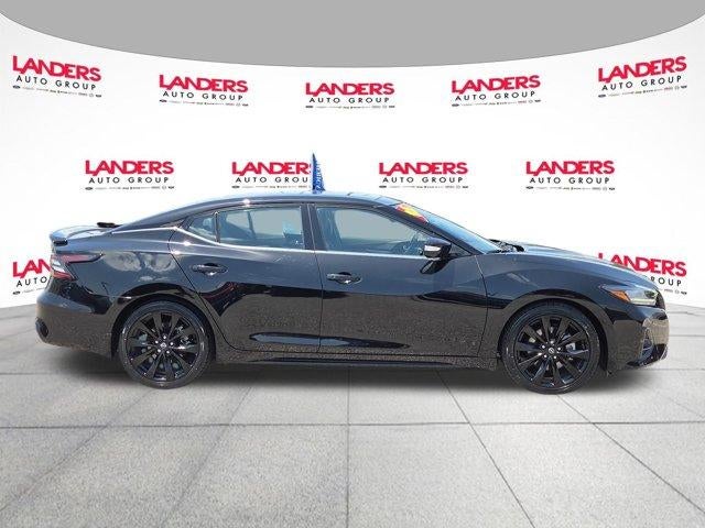 2023 Nissan Maxima SR CVT
