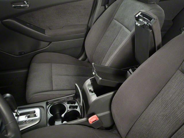 2010 Nissan Altima 4dr Sdn V6 CVT 3.5 SR